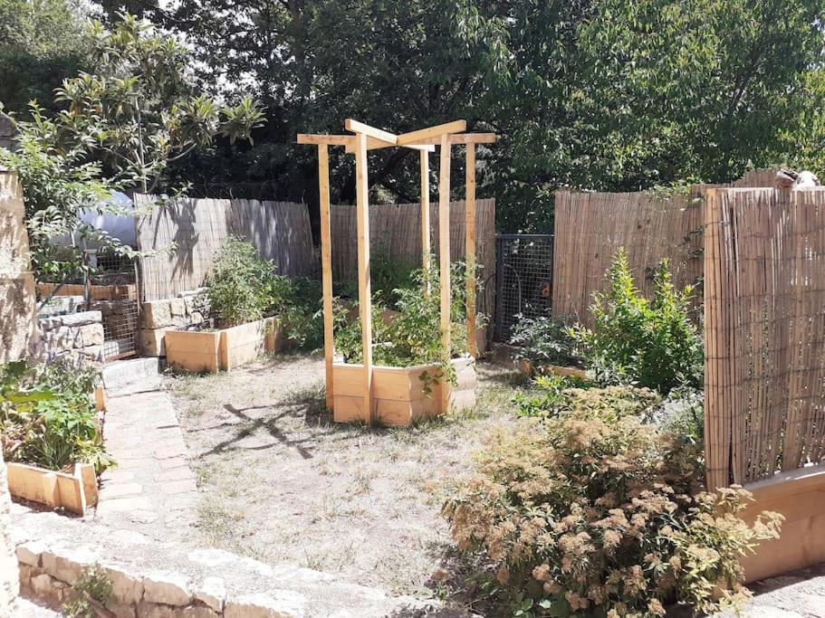 Chateaudouble : Appartement Au Calme Exteriér fotografie